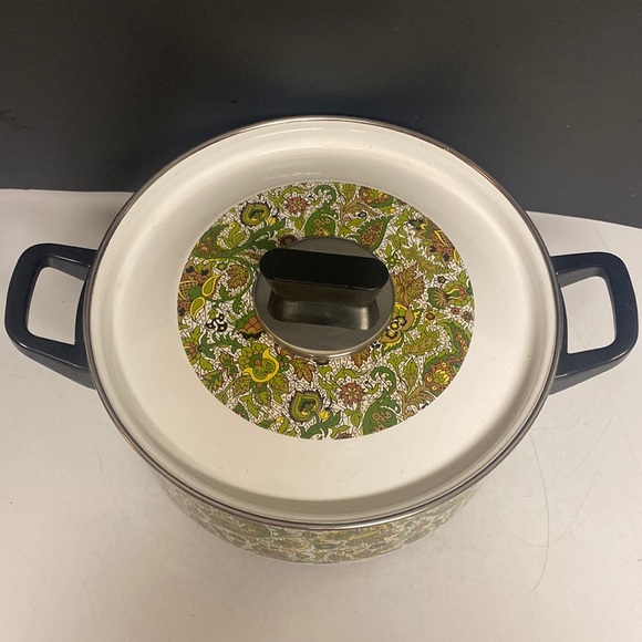 Fancipans Green Paisley Enamel Handled Pot Lid 9.5”D Two Piece - Picture 3 of 17